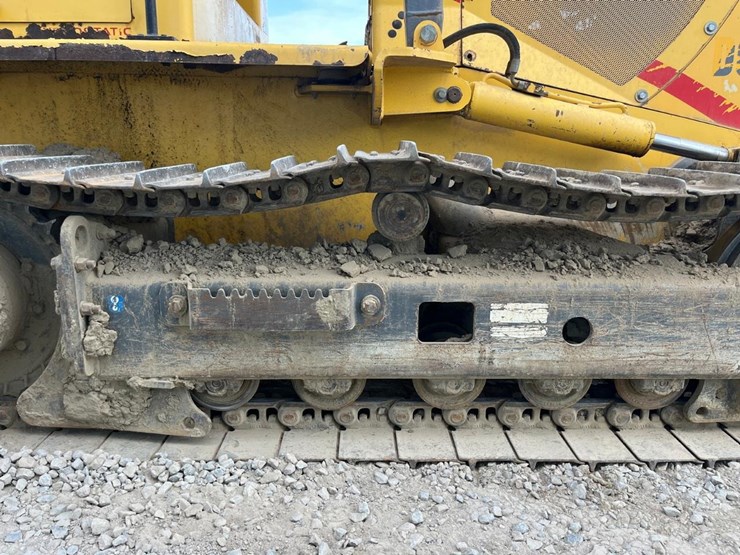 new-holland-d70-crawler-dozer-image-18