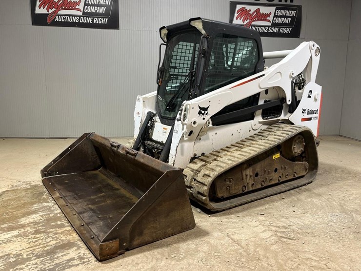 2015-bobcat-t770-image-2