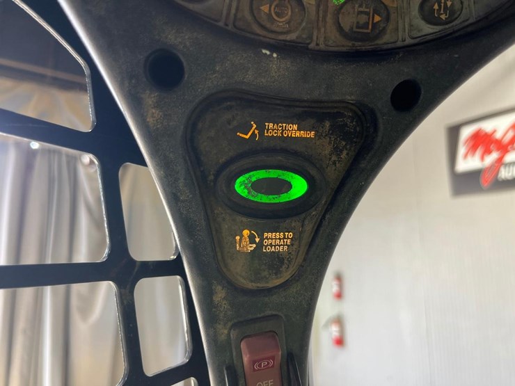 2022-bobcat-s740-image-20