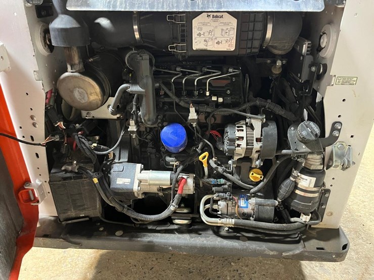 2019-bobcat-s650-image-14