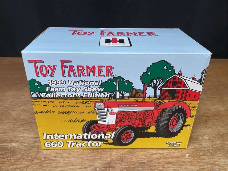 1/16-ih-660-1999-nfts-nib-ertl-image-15