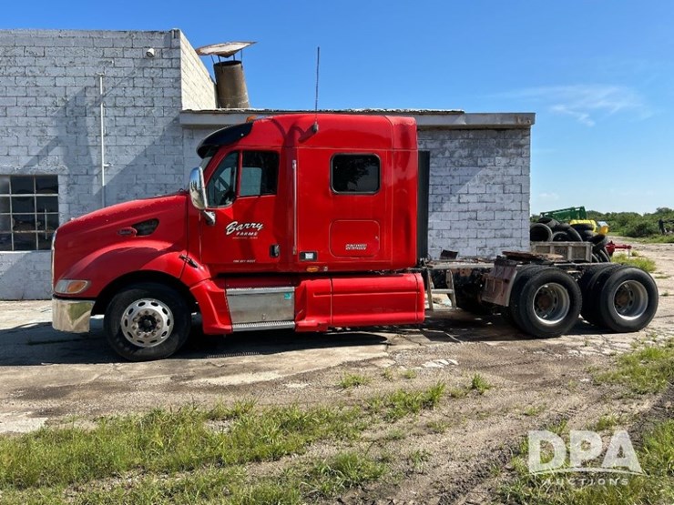 2007-peterbilt-387-image-1