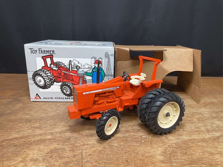 1/16-ac-220-1995-nfts-nib-ertl-image-1
