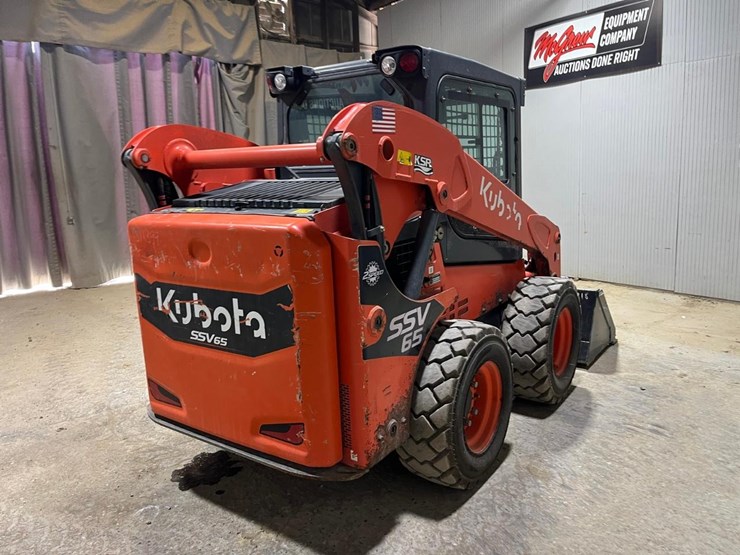 2022-kubota-ssv65-image-5