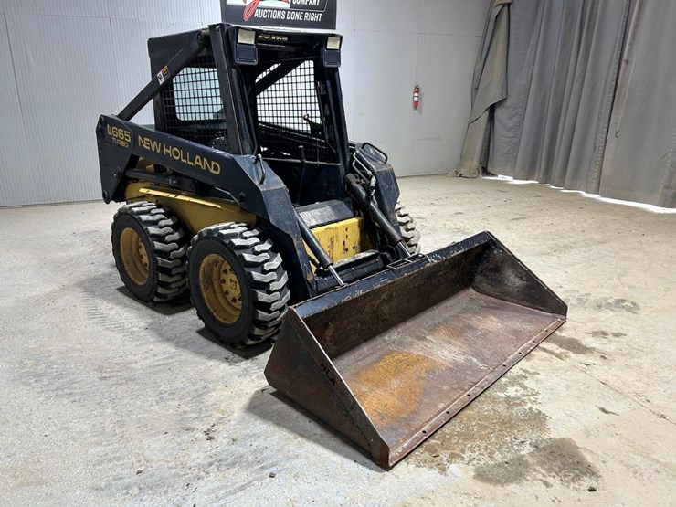 new-holland-lx665-image-7