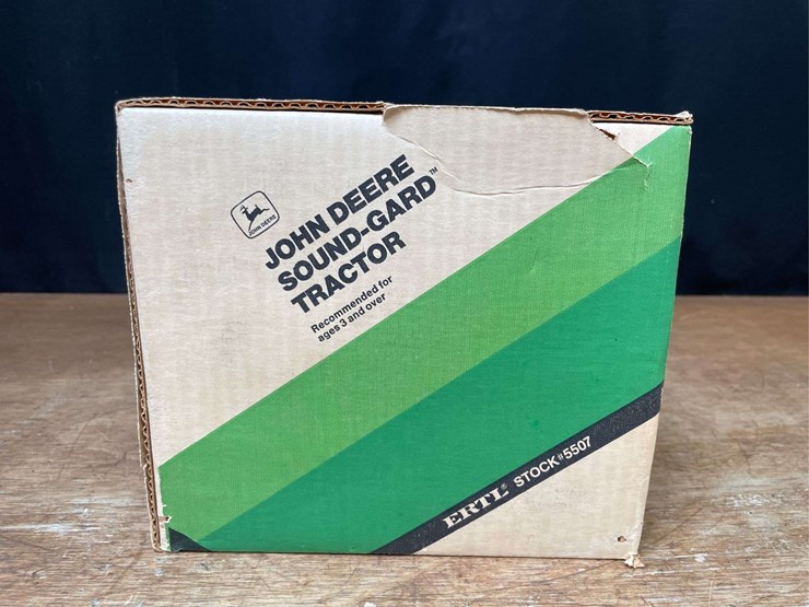 1/16-john-deere-4450-nib-ertl-image-7