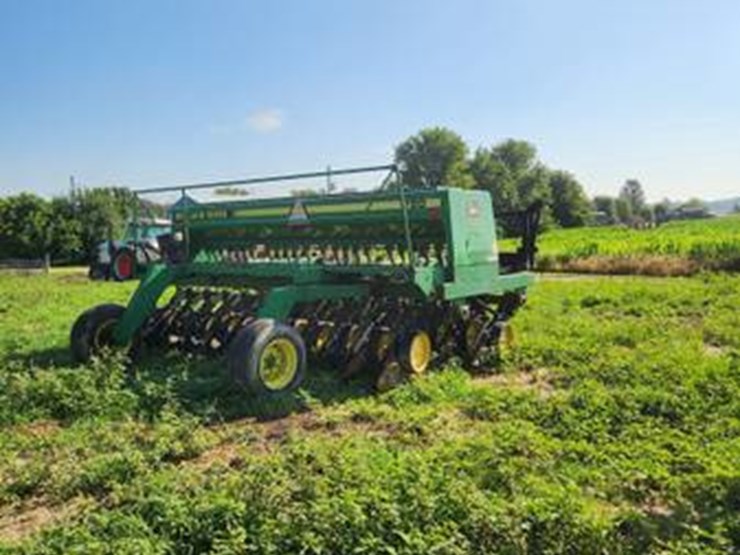 john-deere-750-image-3