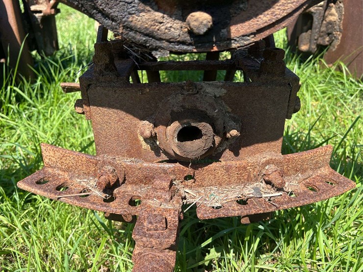 massey-ferguson-4-image-37