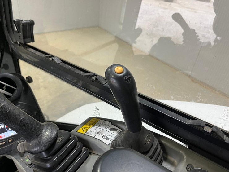 2018-bobcat-e35i-image-35