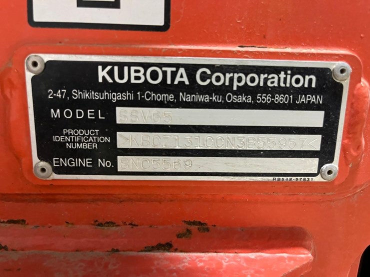 2022-kubota-ssv65-image-26