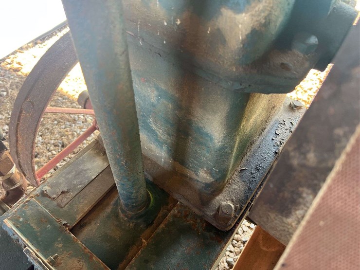 international-lb-engine-with-air-compressor-image-44