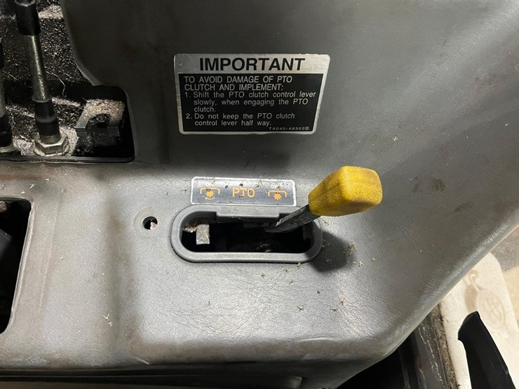 kubota-m6s-111shdc-image-31