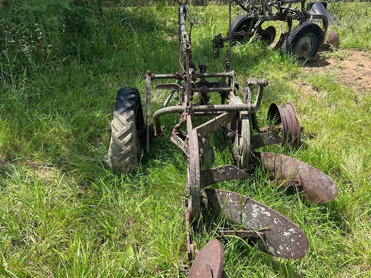 2-bottom-plow-image-3
