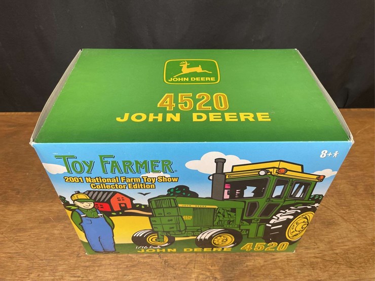 1/16-john-deere-4520-2001-nfts-nib-ertl-image-9