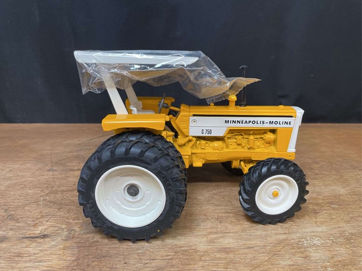 1/16-mm-g750-1994-nfts-nib-ertl-image-11