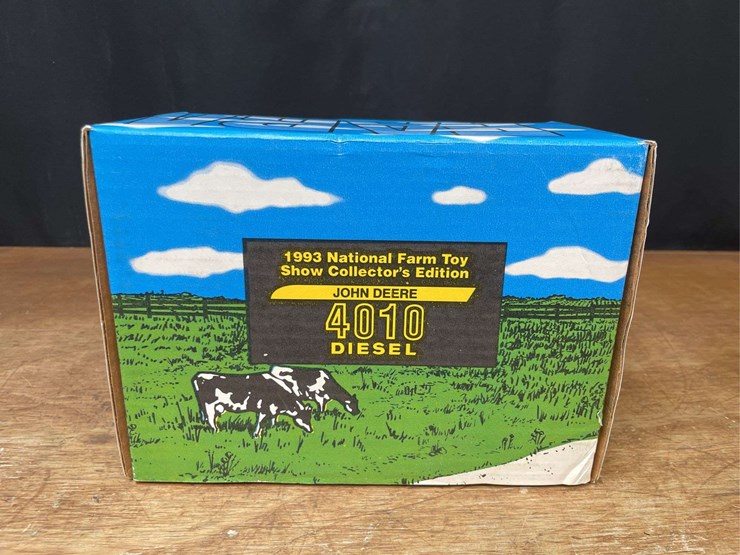 1/16-john-deere-4010-1993-nfts-nib-ertl-image-17