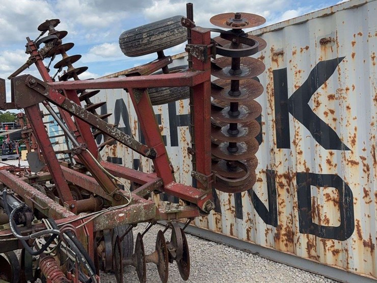 hesston-2440-image-5