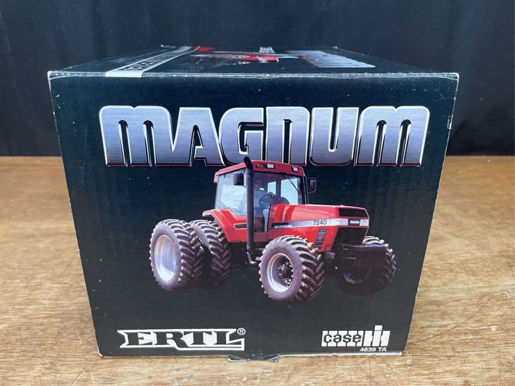 1/16-case-ih-magnum-7240-intro-nib-ertl-image-15