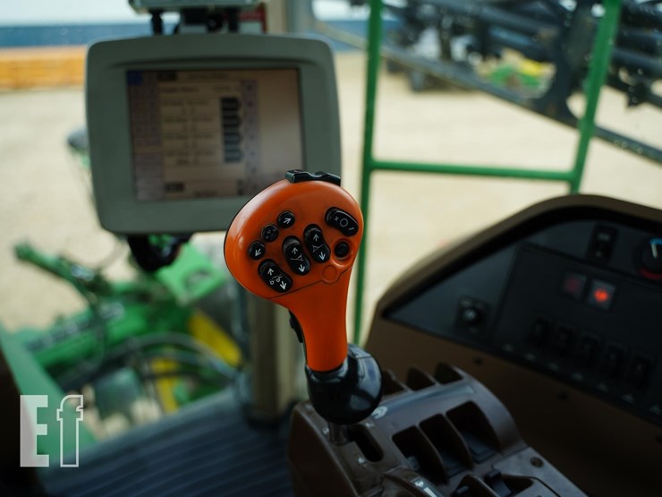 2007-john-deere-4720-image-48