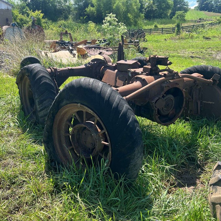 MASSEY-FERGUSON 4
