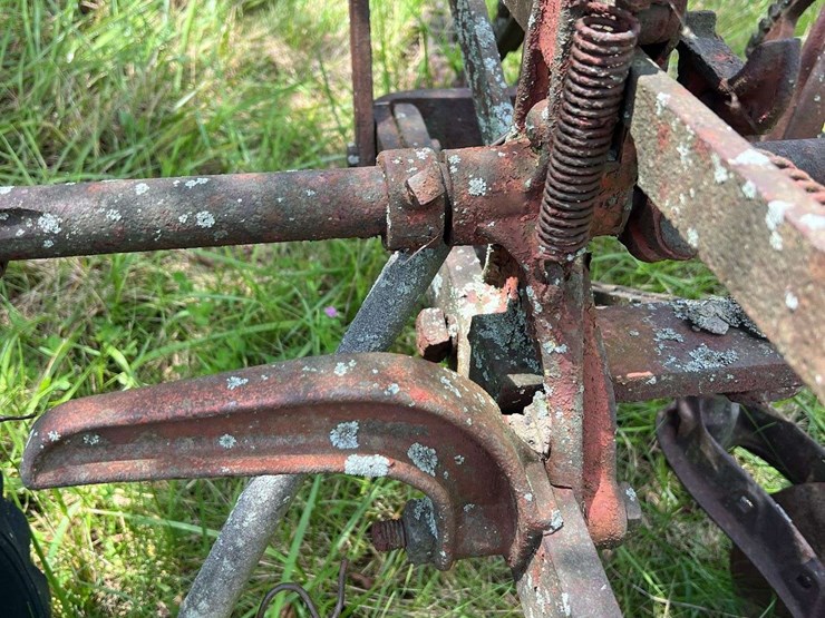 2-bottom-plow-image-32