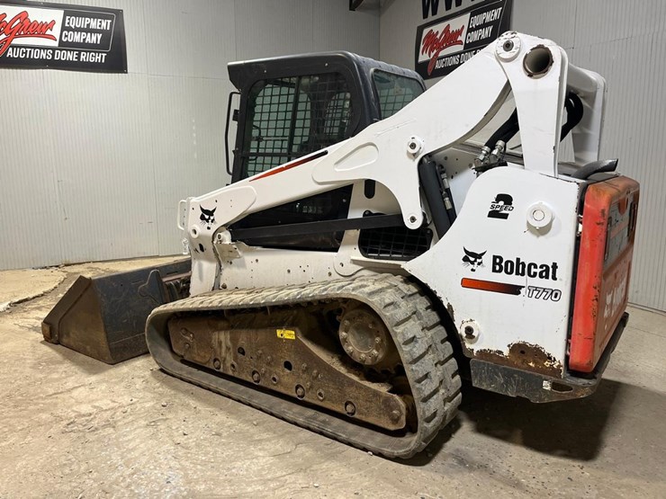 2015-bobcat-t770-image-3