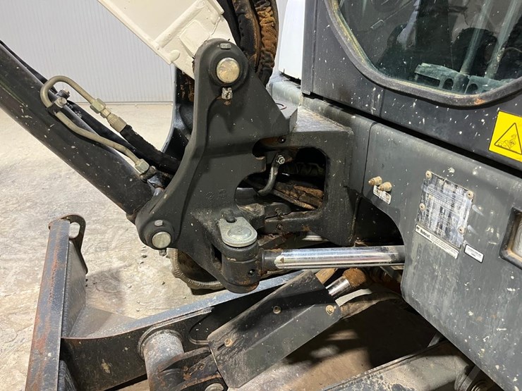 2022-bobcat-e35-image-13