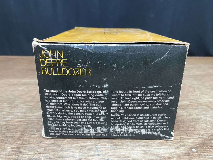 1/16-john-deere-450-crawler-nib-ertl-image-14