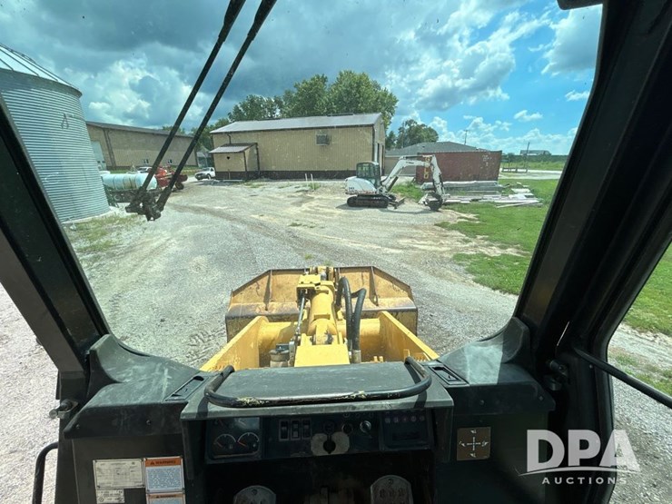 1996-caterpillar-953c-image-45