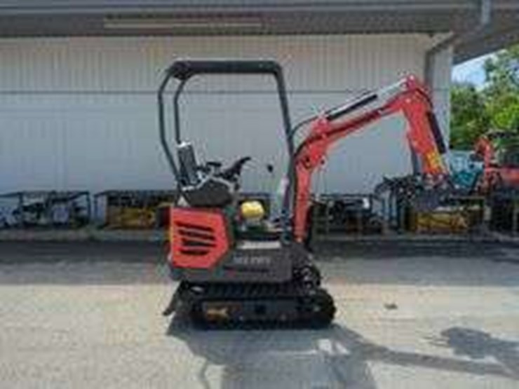 2025-cfg-mx15rx-mini-excavator,-unused,-see-details-for-video-image-8
