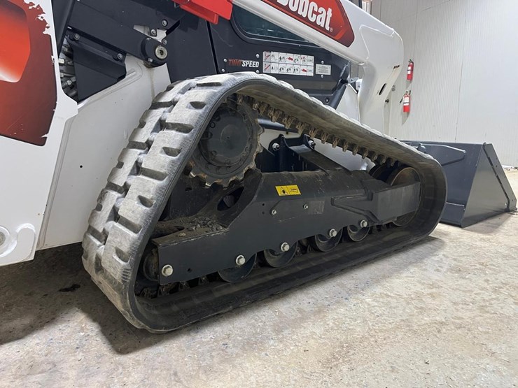 2022-bobcat-t76-image-18
