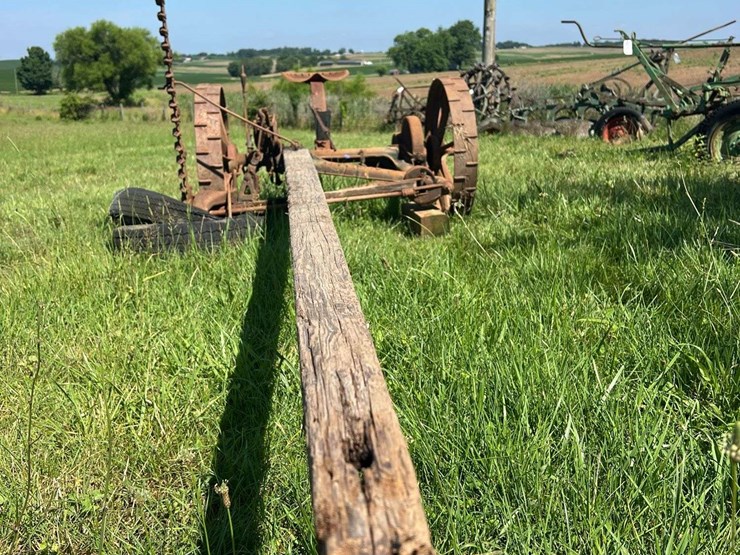 oliver-horse-drawn-sickle-mower-image-25
