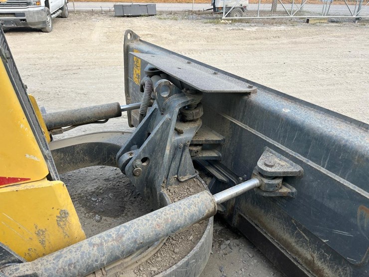 new-holland-d70-crawler-dozer-image-20