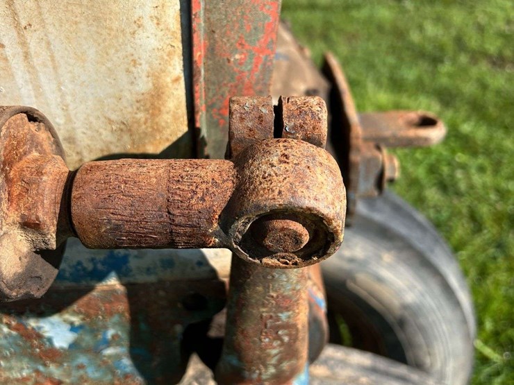 ford-900-image-14
