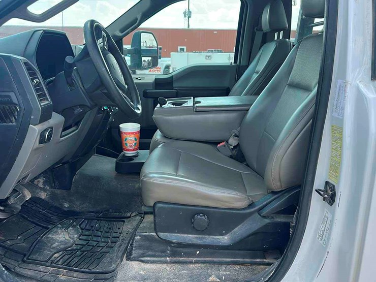 2019-ford-f550-image-7