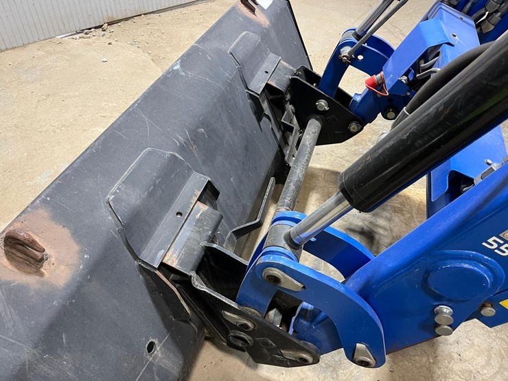 new-holland-workmaster-65-image-10