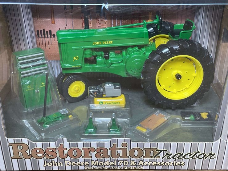 1/16-john-deere-70-restoration-nib-ertl-image-2