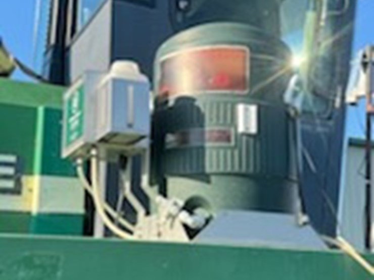 john-deere-6850-image-2