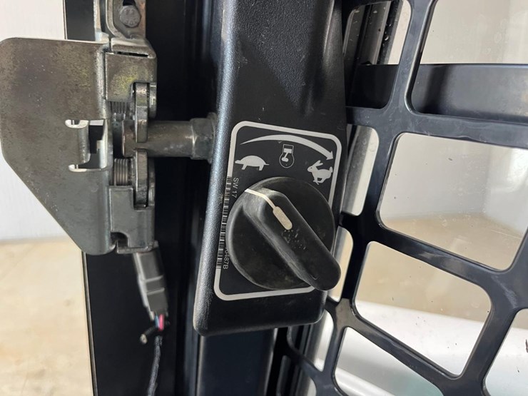 2018-bobcat-s595-image-28