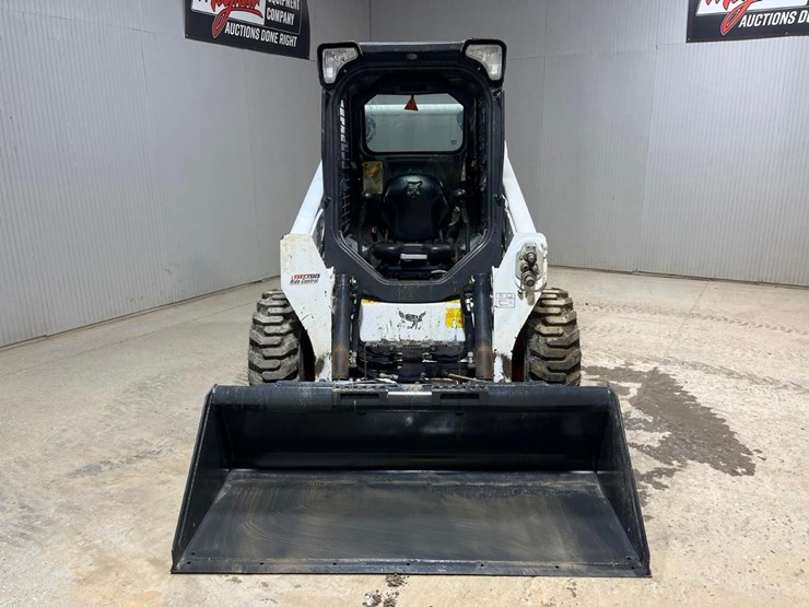 2022-bobcat-s590-image-8