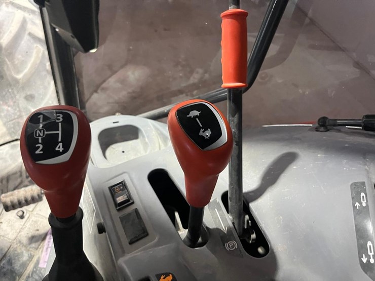 2018-kubota-m5-111hdc-image-33