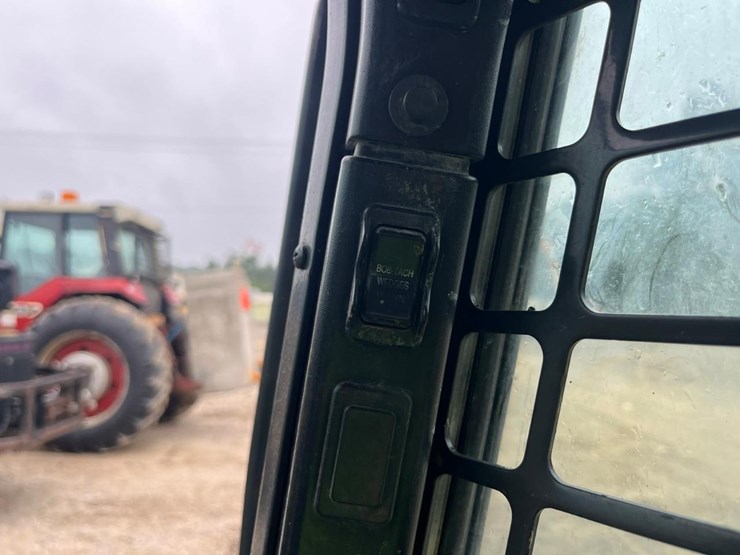 bobcat-t650-image-27