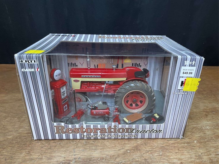1/16-farmall-460-restoration-nib-ertl-image-1