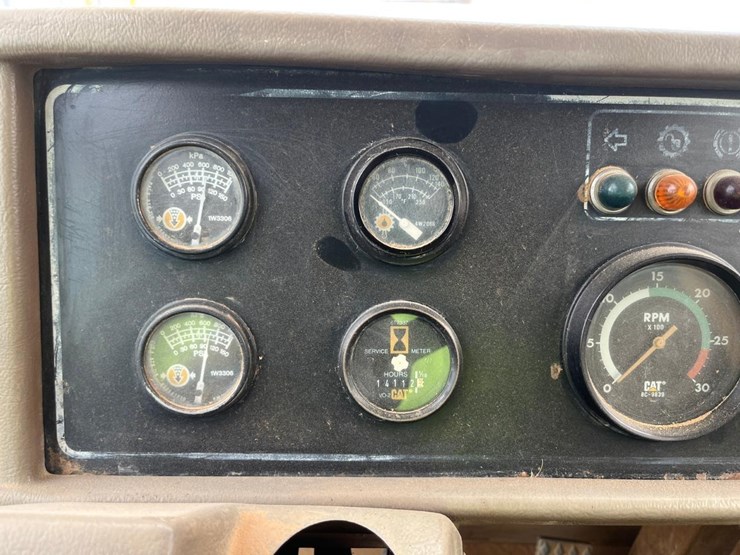 caterpillar-d25d-image-25