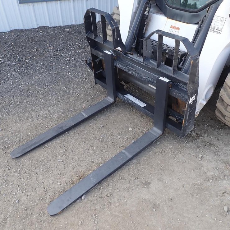 Bobcat 42" Skid Steer Pallet Forks