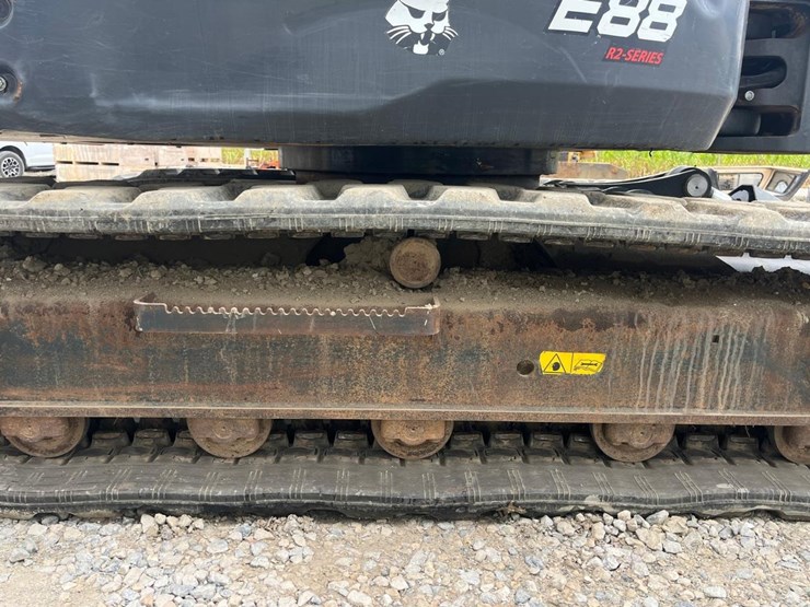 2022-bobcat-e88-image-22