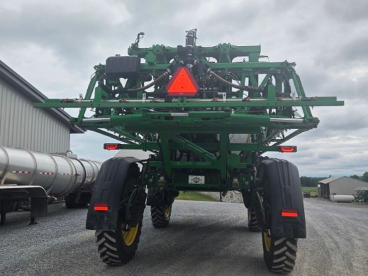 2023-john-deere-616r-image-8