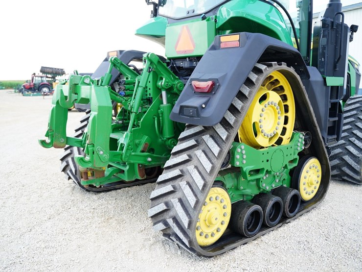2021-john-deere-8rx-310-image-23