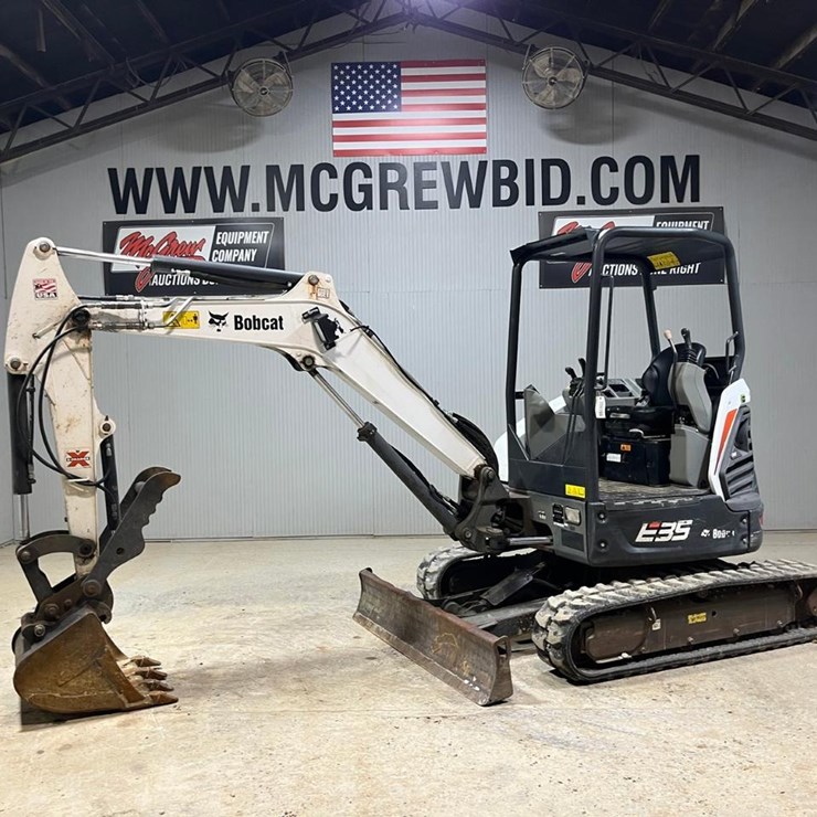 2018 BOBCAT E35