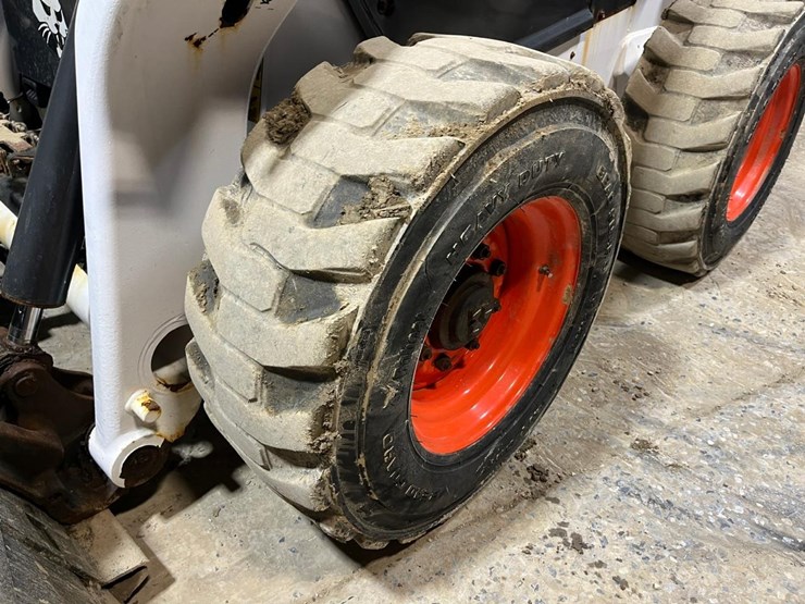2020-bobcat-s76-image-12